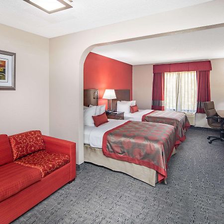 Готель Ramada By Wyndham Alpharetta Atlanta North Екстер'єр фото