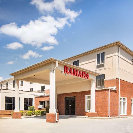 Готель Ramada By Wyndham Alpharetta Atlanta North Екстер'єр фото